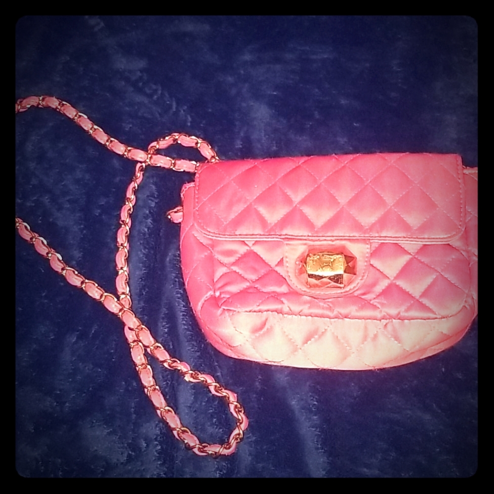 🔴5/ $15🔴 Pink Victoria's Secret small bag